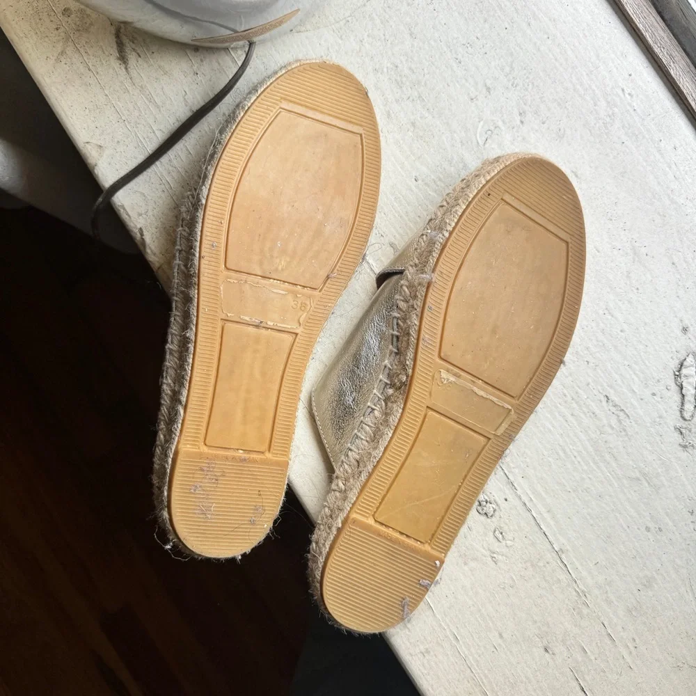 Metallic Cross‑Strap Espadrille Slide - Silver